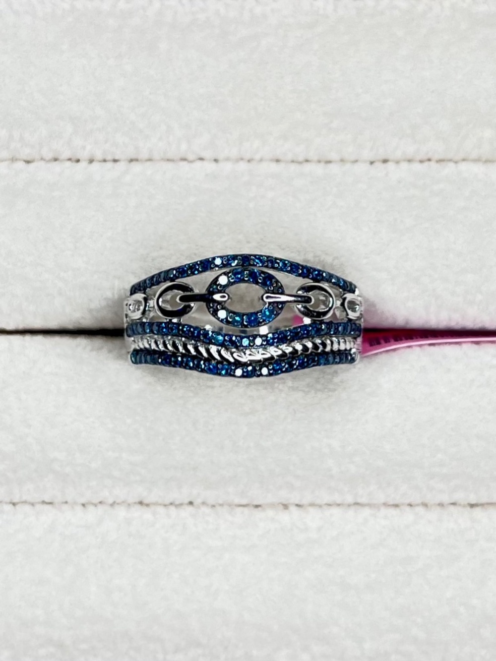 R101 | Natural Blue Diamond Chain Link Motif Ring